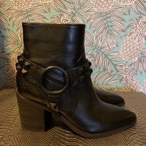 frye flynn deco studded harness short